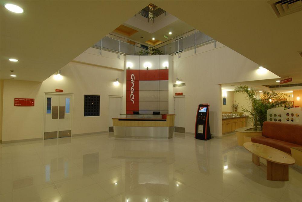 Red Fox Hotel, Chandīgarh Exterior foto